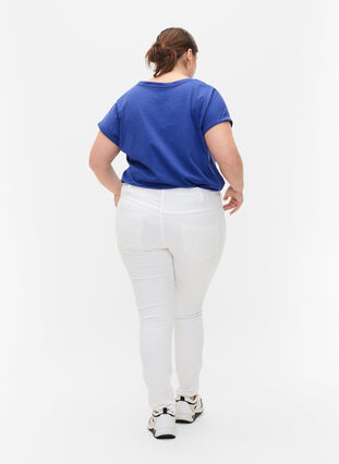 Zizzi Højtaljede super slim Amy jeans, White, Model image number 1