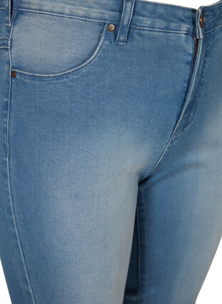 Zizzi Højtaljede Amy capri jeans med super slim fit, Light Blue Denim, Packshot image number 2
