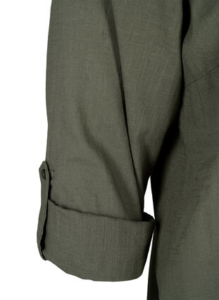 Zizzi Skjortebluse i bomuld med v-udskæring, Thyme, Packshot image number 2