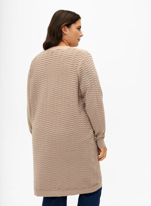 Zizzi Strikket cardigan i bomulds-viskose mix, Simply Taupe, Model image number 1