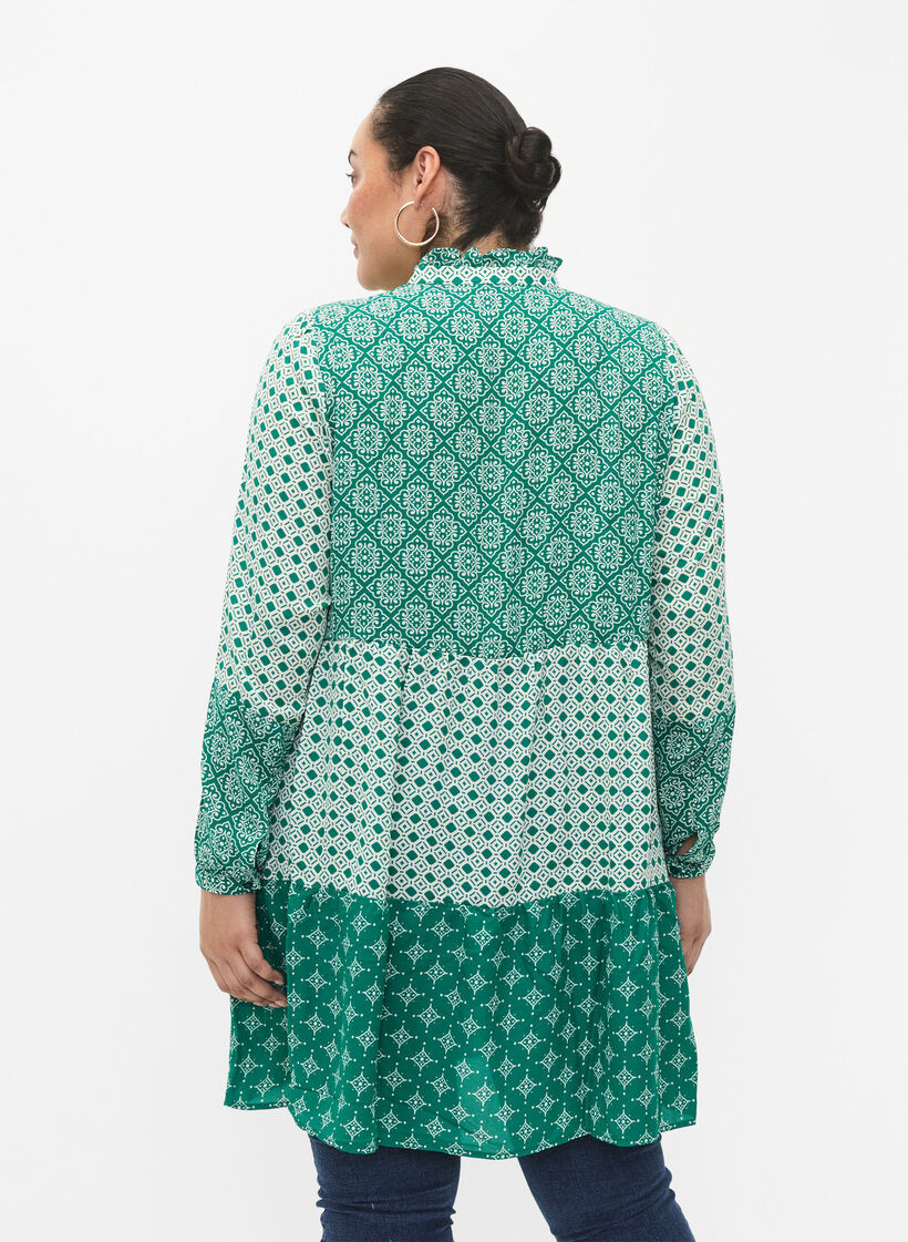 A-shape kjole med mønstre og skæringer - Grøn - Str. 42-60 - Zizzi