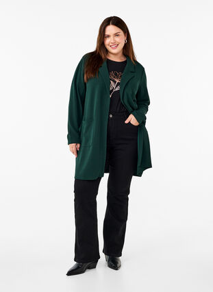 Zizzi FLASH - Lang blazer med lommer, Scarab, Model image number 2