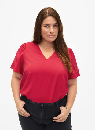 Zizzi Viskosebluse med korte ærmer og broderi, Tango Red, Model image number 0