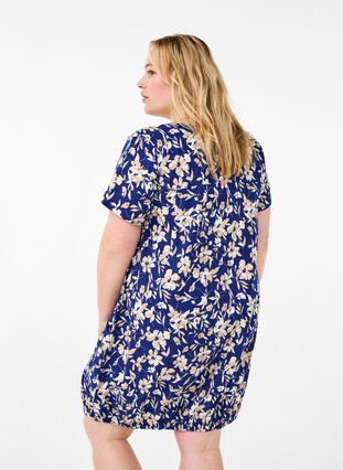 Zizzi Kortærmet bomuldskjole med print, Blue W. Beige Flower, Model image number 1