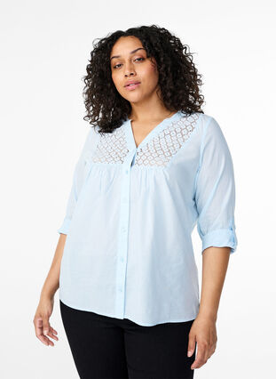 Zizzi FLASH - Skjortebluse med crochetdetalje, Cashmere Blue, Model image number 0