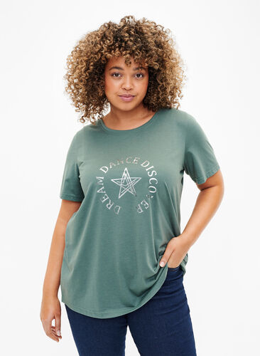 Zizzi FLASH - T-shirt med motiv, Balsam Green Star, Model image number 0