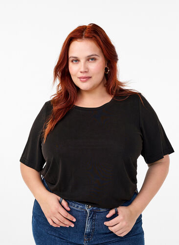 Zizzi T-shirt i TENCEL™ Modal med rund hals, Black, Model image number 0