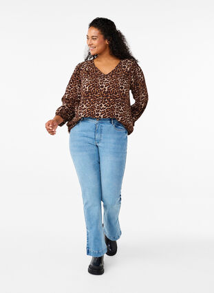 Zizzi Bluse med leopardprint og 3/4 ærmer, Leo AOP, Model image number 2