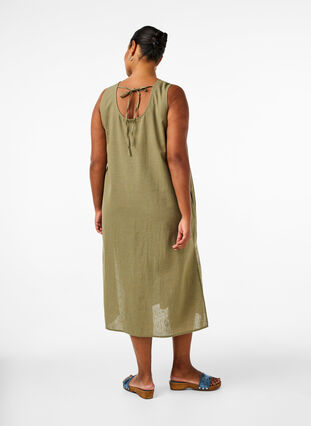 Zizzi Ærmeløs kjole i bomuldsmix med hør, Deep Lichen Green, Model image number 1