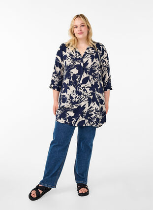 Zizzi Tunika med print og 3/4 ærmer, Navy Blazer AOP, Model image number 2