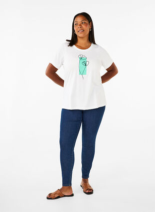 Zizzi FLASH - T-shirt med motiv, Bright White Flower, Model image number 2