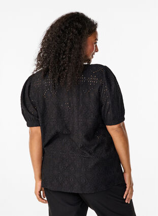 Zizzi Kortærmet bluse med hulmønster, Black, Model image number 1