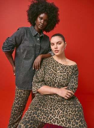 Zizzi Denimkjole med leopardprint, Leo AOP, Image image number 0