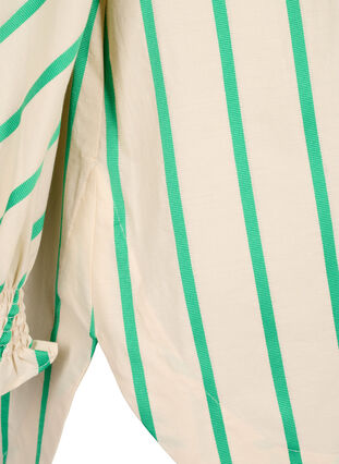 Zizzi Stribet tunika i bomuld med smock og flæser, Beige Green Stripe, Packshot image number 3