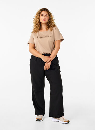Zizzi Løse bukser med lommer, Black, Model image number 0