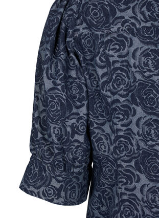 Zizzi Kort skjortekjole i denim med rosemønster, Denim Rose AOP, Packshot image number 3