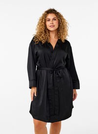 Satin kimono med bælte, Black, Model