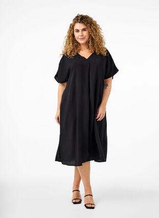 Zizzi V-hals kjole i viskose, Black, Model image number 0