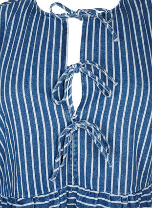 Zizzi Stribet denimbluse med bindebånd foran, Blue Denim Stripe, Packshot image number 2