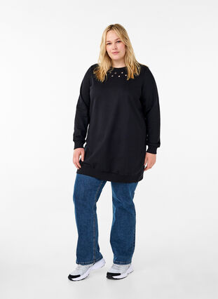 Zizzi Sweat tunika med metaldetaljer, Black, Model image number 2