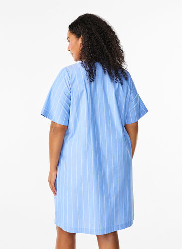 Zizzi Stribet kjole i økologisk bomuld, Blue Stripe, Model image number 1