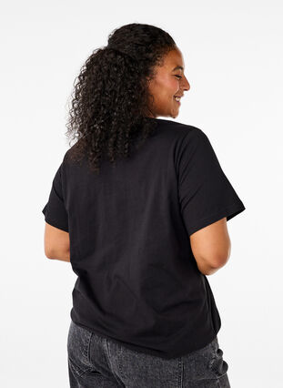 Zizzi T-shirt med rund hals og rhinsten, Black, Model image number 1