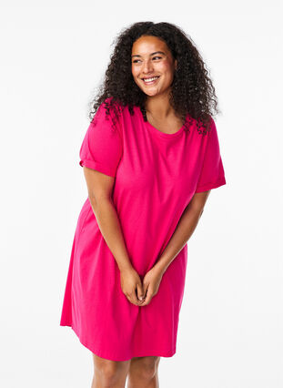 Zizzi T-shirt kjole i bomuld, Bright Rose, Model image number 0