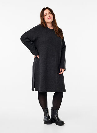 Zizzi Strikkjole med rund hals og slids, Dark Grey Melange, Model image number 2