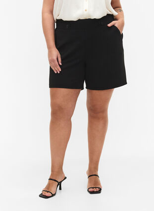 Zizzi Shorts med lommer og løs pasform, Black, Model image number 2