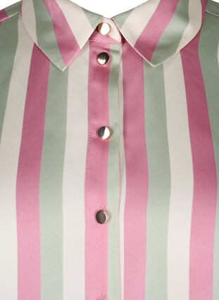 Zizzi Stribet satinskjorte med krave, Rose Stripe, Packshot image number 2