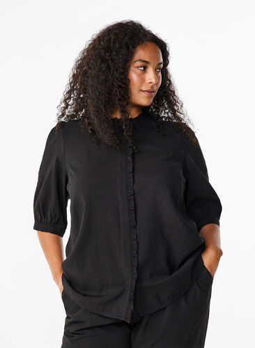 Zizzi Skjortebluse med flæser og broderi anglaise, Black, Model image number 0