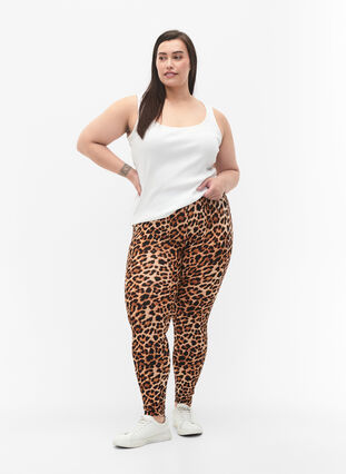 Zizzi Viskose leggings med leo print, Leo, Model image number 2