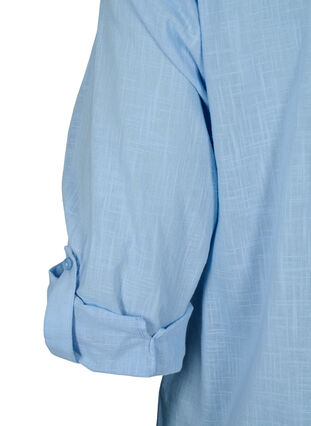 Zizzi Skjortebluse i bomuld med v-udskæring, Serenity, Packshot image number 3