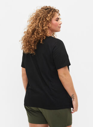 Zizzi Kortærmet basis t-shirt med v-hals, Black, Model image number 1