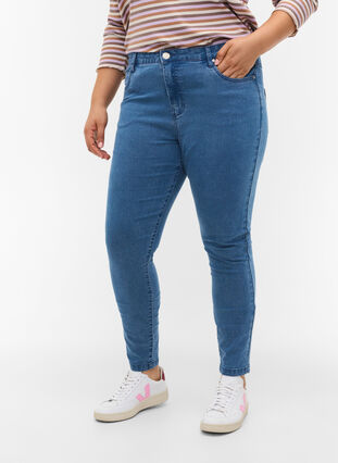 Zizzi Højtaljede super slim Amy jeans, Light blue, Model image number 1