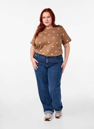 Zizzi T-shirt i økologisk bomuld med hjerter., Coca M. Lemon Emb., Model image number 2