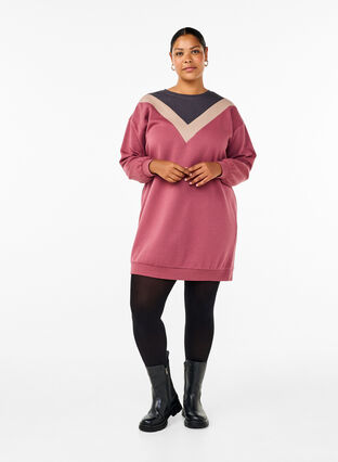 Zizzi Lang sweatshirt med colorblock, Rose B. Color Block, Model image number 2