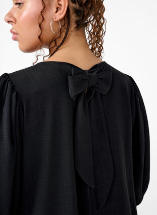 Zizzi Kort kjole med sløjfedetalje bagpå, Black, Model image number 2