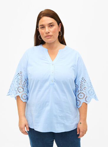 Zizzi Skjortebluse med broderi anglaise og 3/4 ærmer , Serenity, Model image number 0