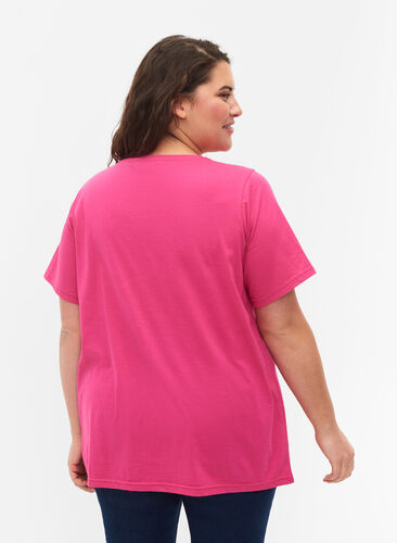 Zizzi FLASH - T-shirt med motiv, Raspberry Rose, Model image number 1