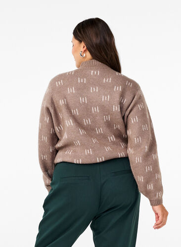 Zizzi Strikbluse med mønster og høj hals, Walnut Mel. Comb, Model image number 1