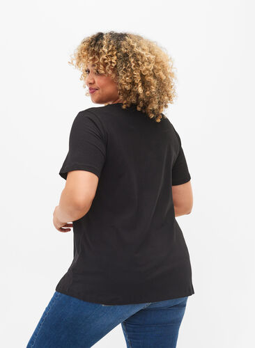 Zizzi Ensfarvet basis t-shirt i bomuld, Black, Model image number 1