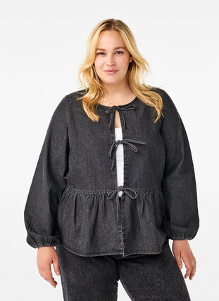 Zizzi Peplum bluse i denim med bindelukning, Dark Grey Denim, Model image number 0