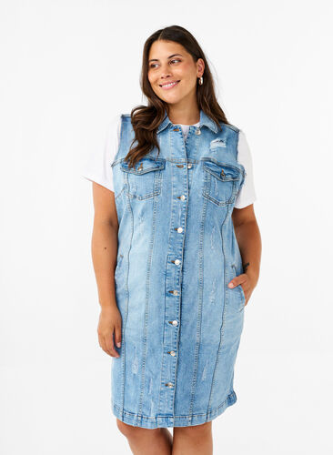 Zizzi Ærmeløs denimkjole med rå sliddetaljer, Light Blue Denim, Model image number 0