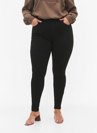 Zizzi Stay black Amy jeans med høj talje, Black, Model image number 3