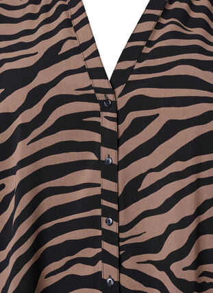 Zizzi V-hals skjorte med zebraprint, Black/Brown Zebra, Packshot image number 2
