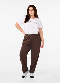 FLASH - Bukser med straight fit, Chocolate Brown, Model